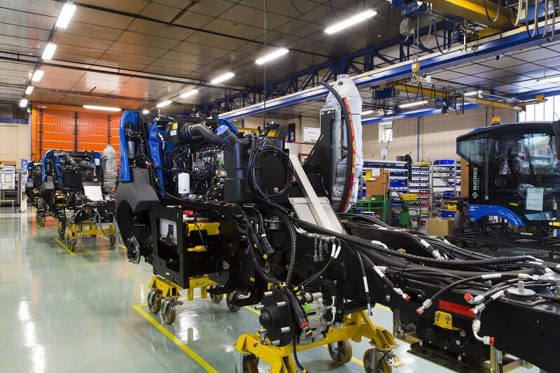 Avec ses 100 ans d\'expérience, Mathieu est un acteur majeur sur le marché du balayage et de l’entretien de la voirie.