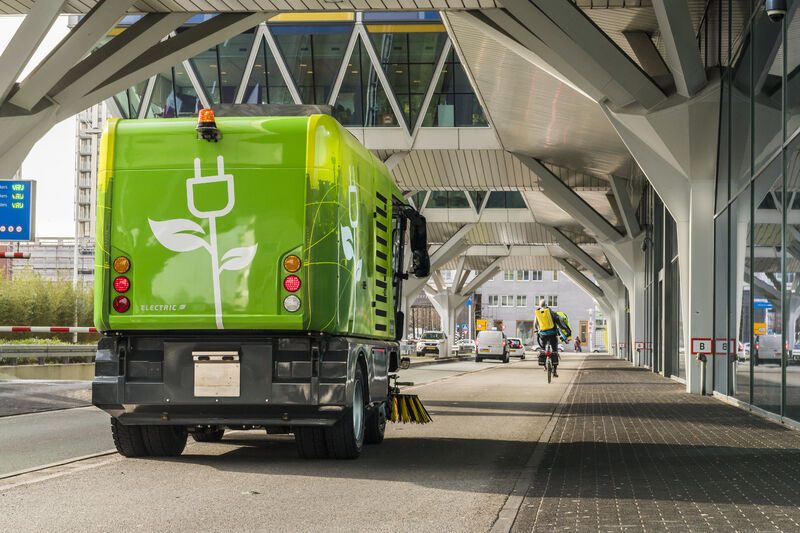 RAVO is the pioneer of the electric mid-size sweeper and our industry-leading technology ensures our customers meet the demands of their operation, without compromising the environment! \n\nThe 5 eSeries is already trusted by local authorities around the world and – as our product continues to evolve – we are working to support even more municipalities discover the advantages of our innovative electric platform.